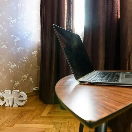 Apartment City Center❤️affordable Romantic Getaway *